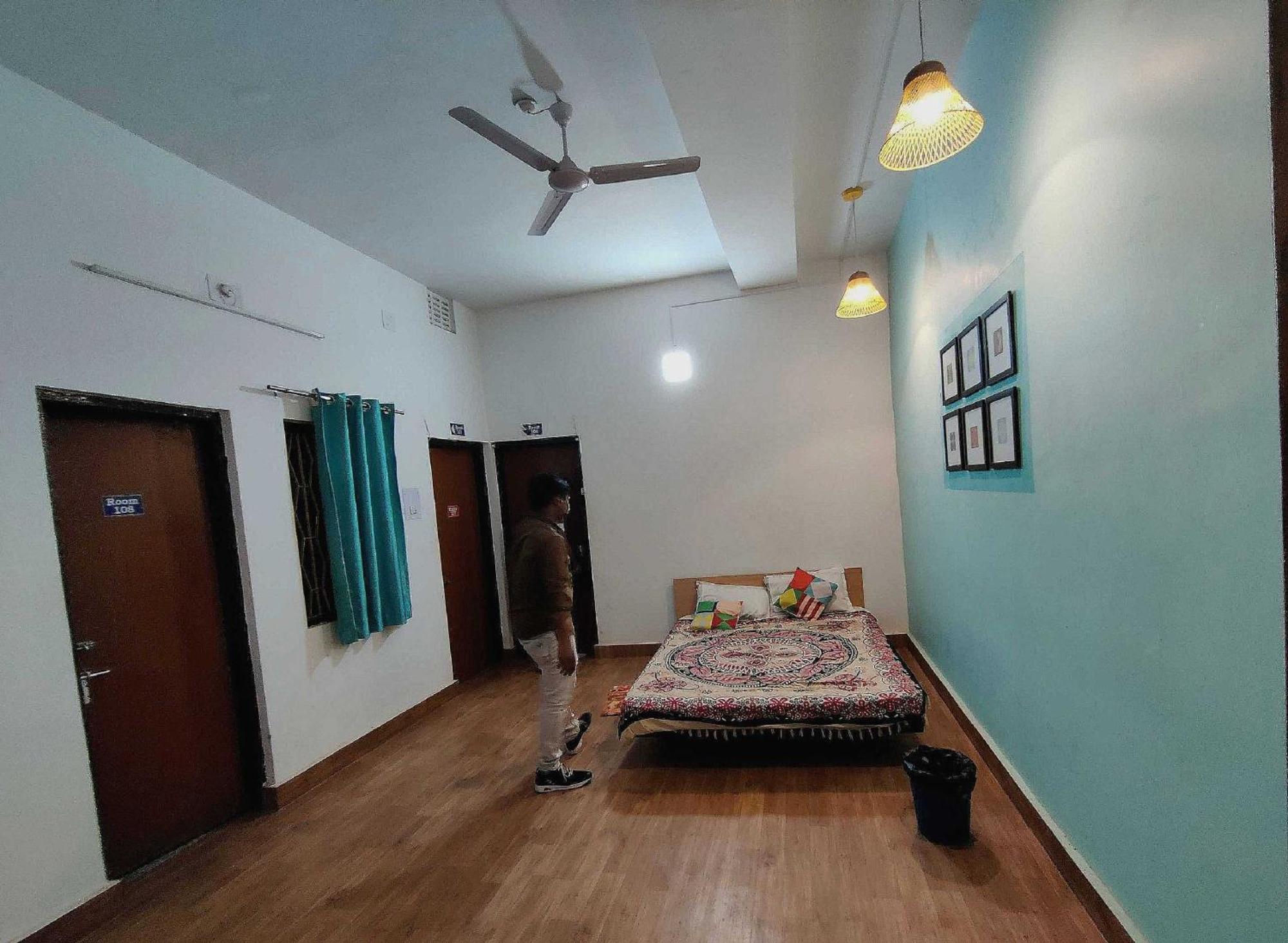Hotel O Housefull Residency Khandagiri Esterno foto